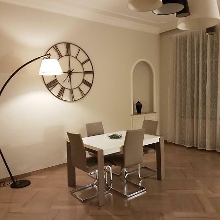 Giuria 35 - Elegante Ed Accogliente Nei Pressi Del Valentino Apartment Turin Ngoại thất bức ảnh
